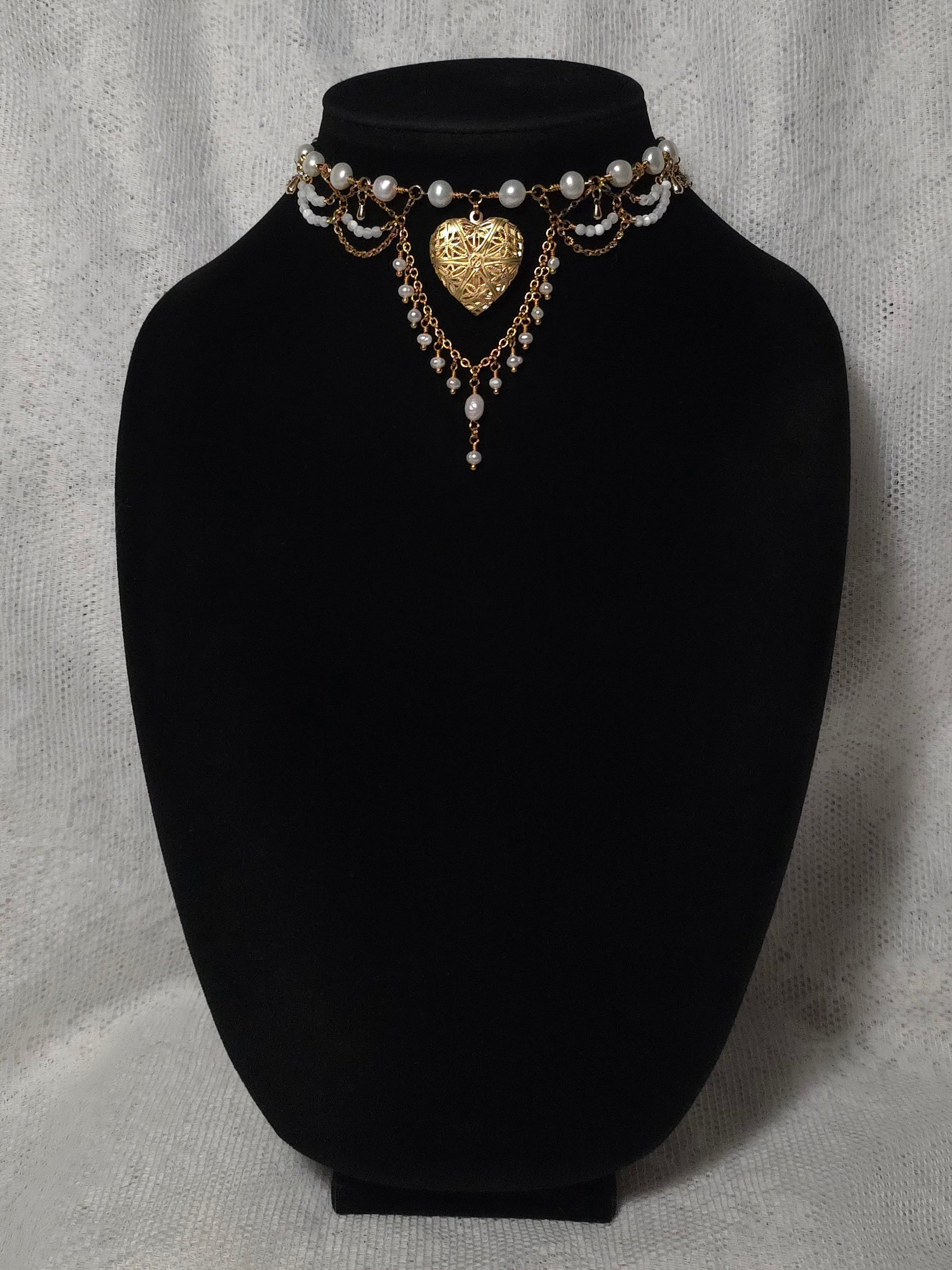 PARAMOUR | Gold & Pearl Renaissance Inspired Choker