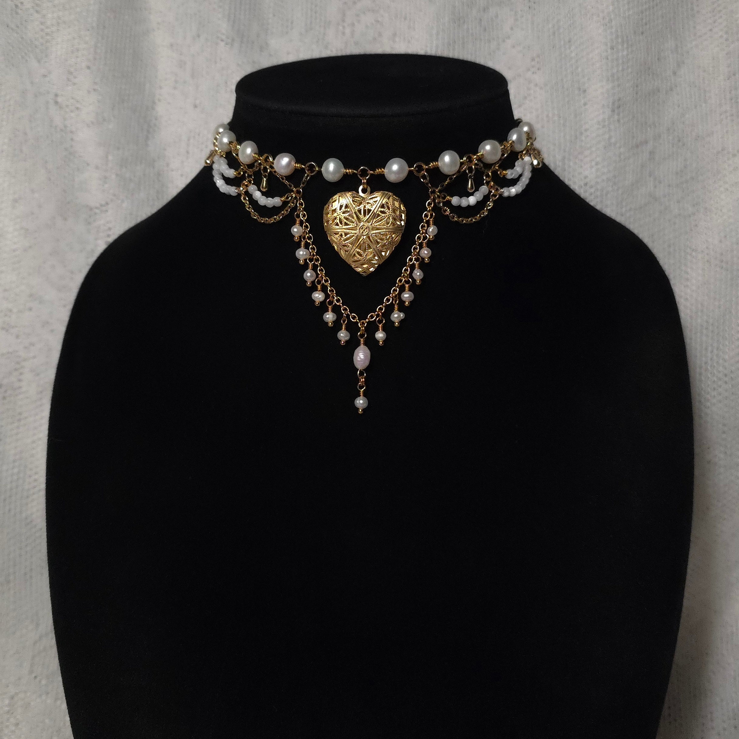 PARAMOUR | Gold & Pearl Renaissance Inspired Choker