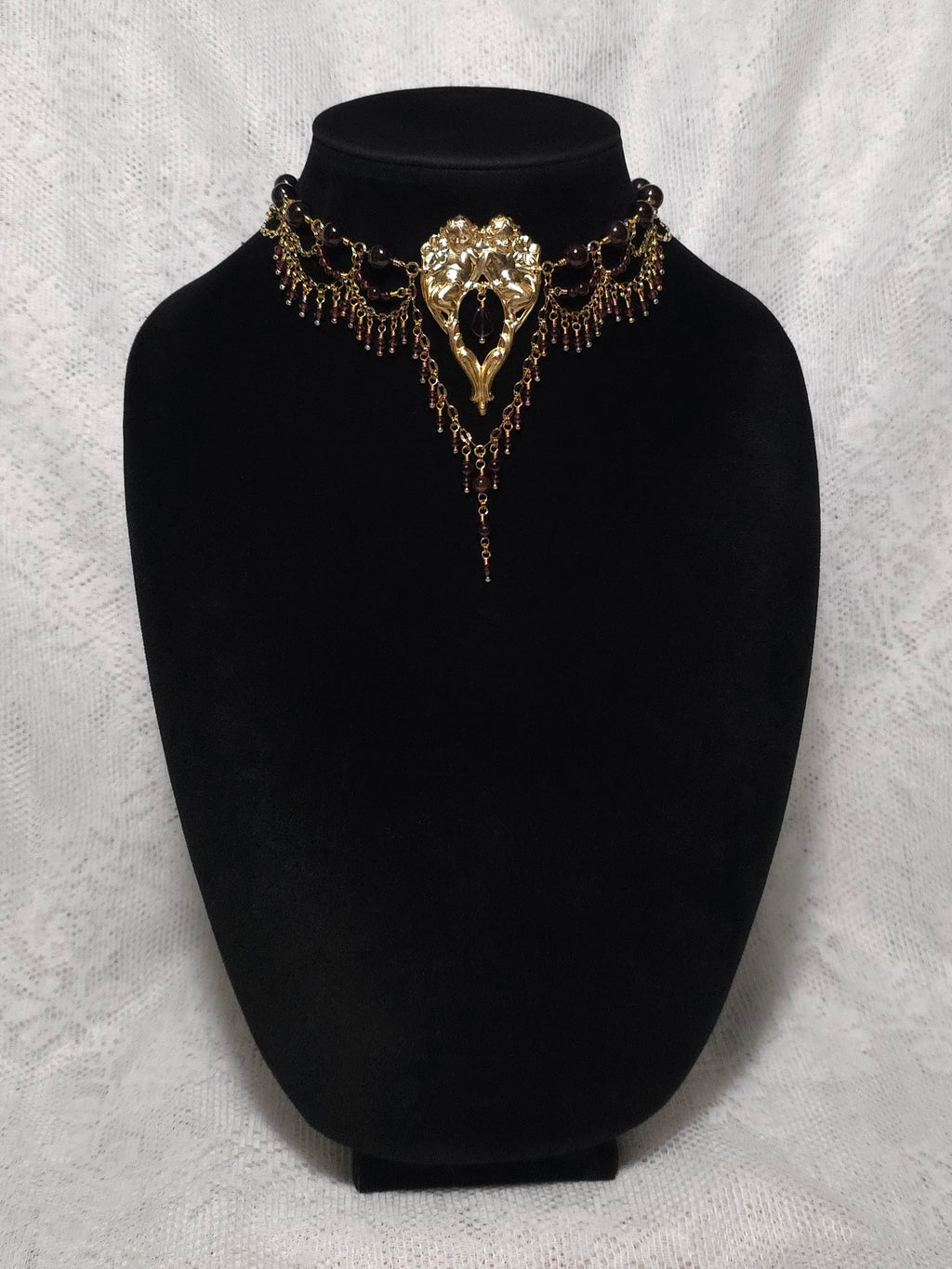 STARCROSSED LOVERS | Gold & Garnet Cherub Statement Choker