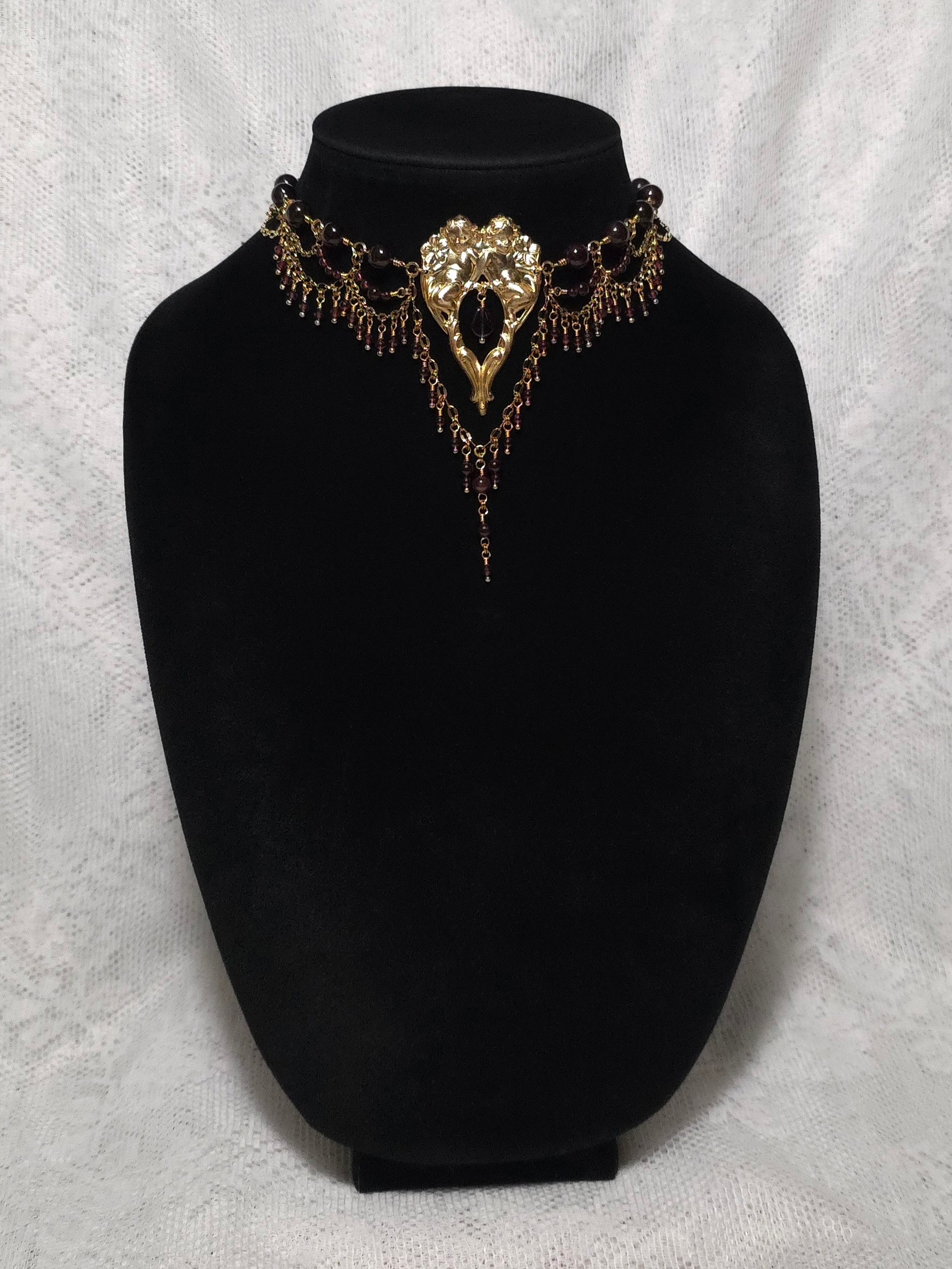 STARCROSSED LOVERS | Gold & Garnet Cherub Statement Choker