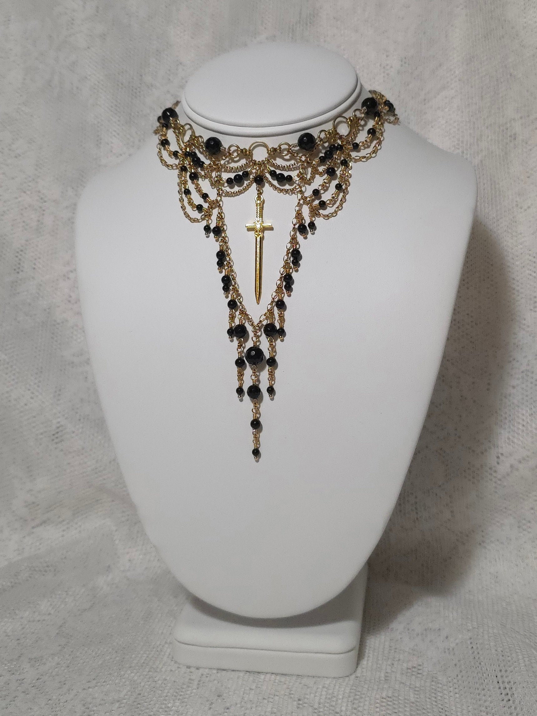 REALM'S DELIGHT | Gold & Onyx Statement Choker