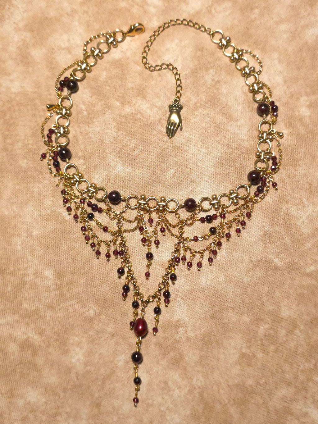 QUEEN WHO NEVER WAS | Gold & Garnet Statement Choker