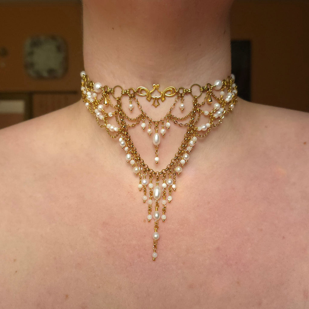ELFIN TRESSES | Gold & Pearl Renaissance Inspired Choker