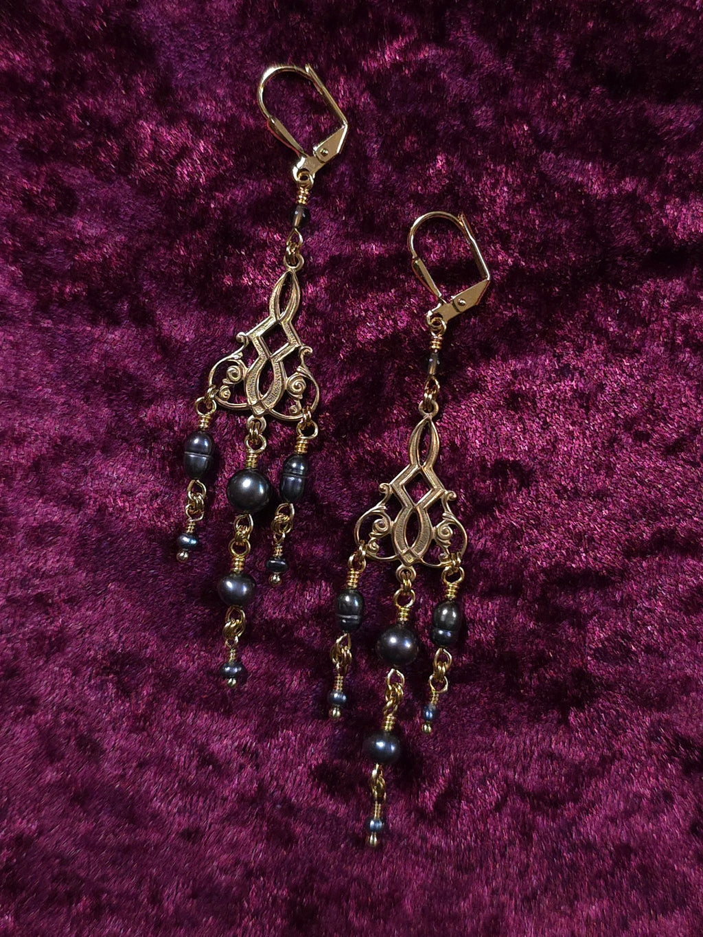 SUMMER GLOAMING | Gold & Black Pearl Renaissance Inspired Earrings