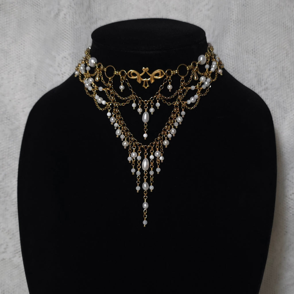 ELFIN TRESSES | Gold & Pearl Renaissance Inspired Choker