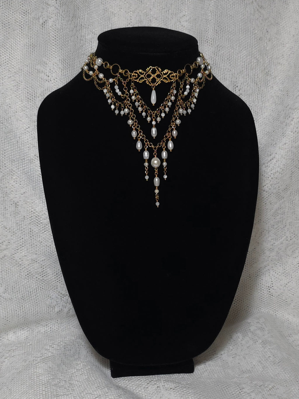 SILKEN WISP | Gold & Pearl Renaissance Inspired Choker