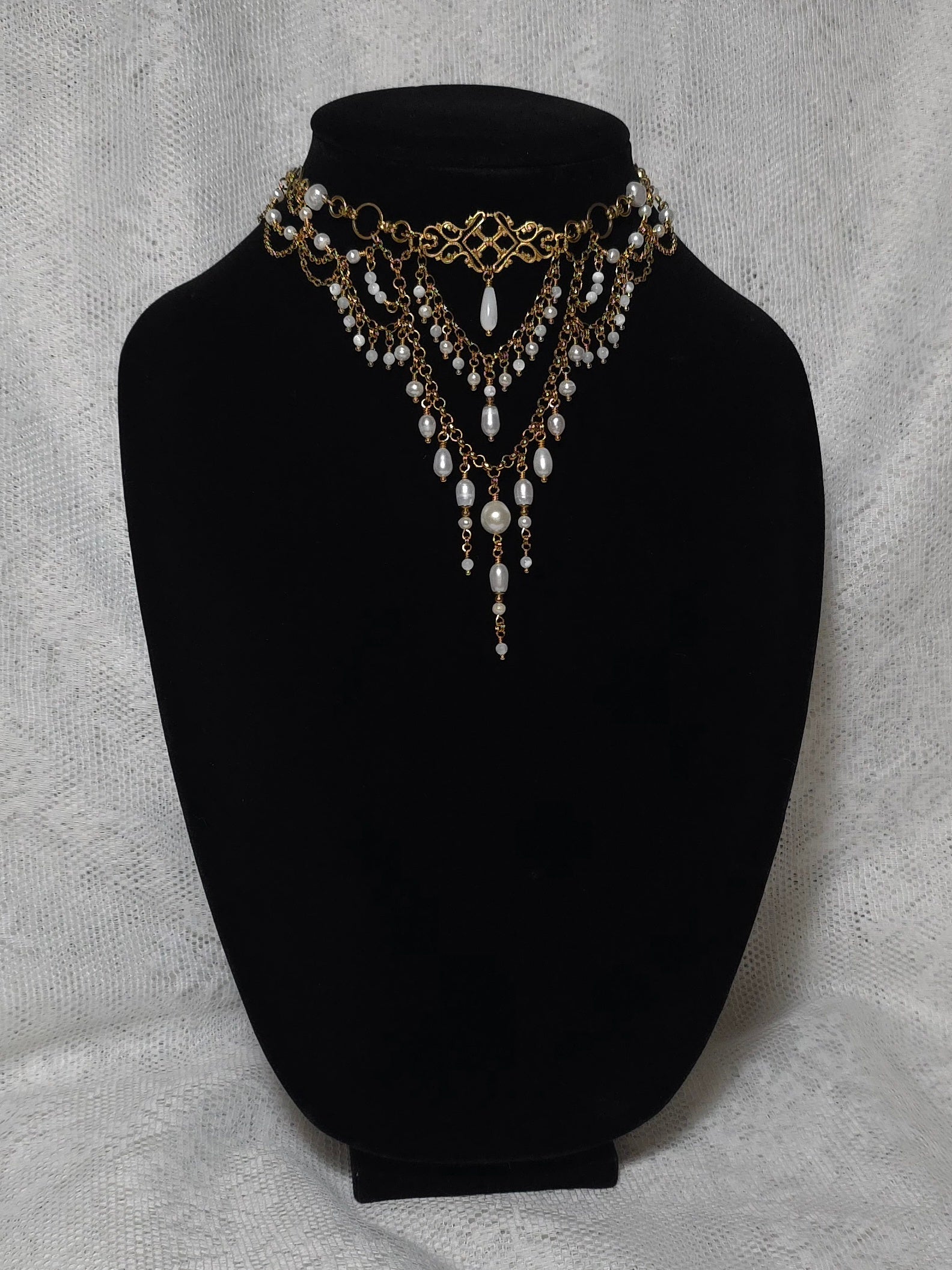 SILKEN WISP | Gold & Pearl Renaissance Inspired Choker