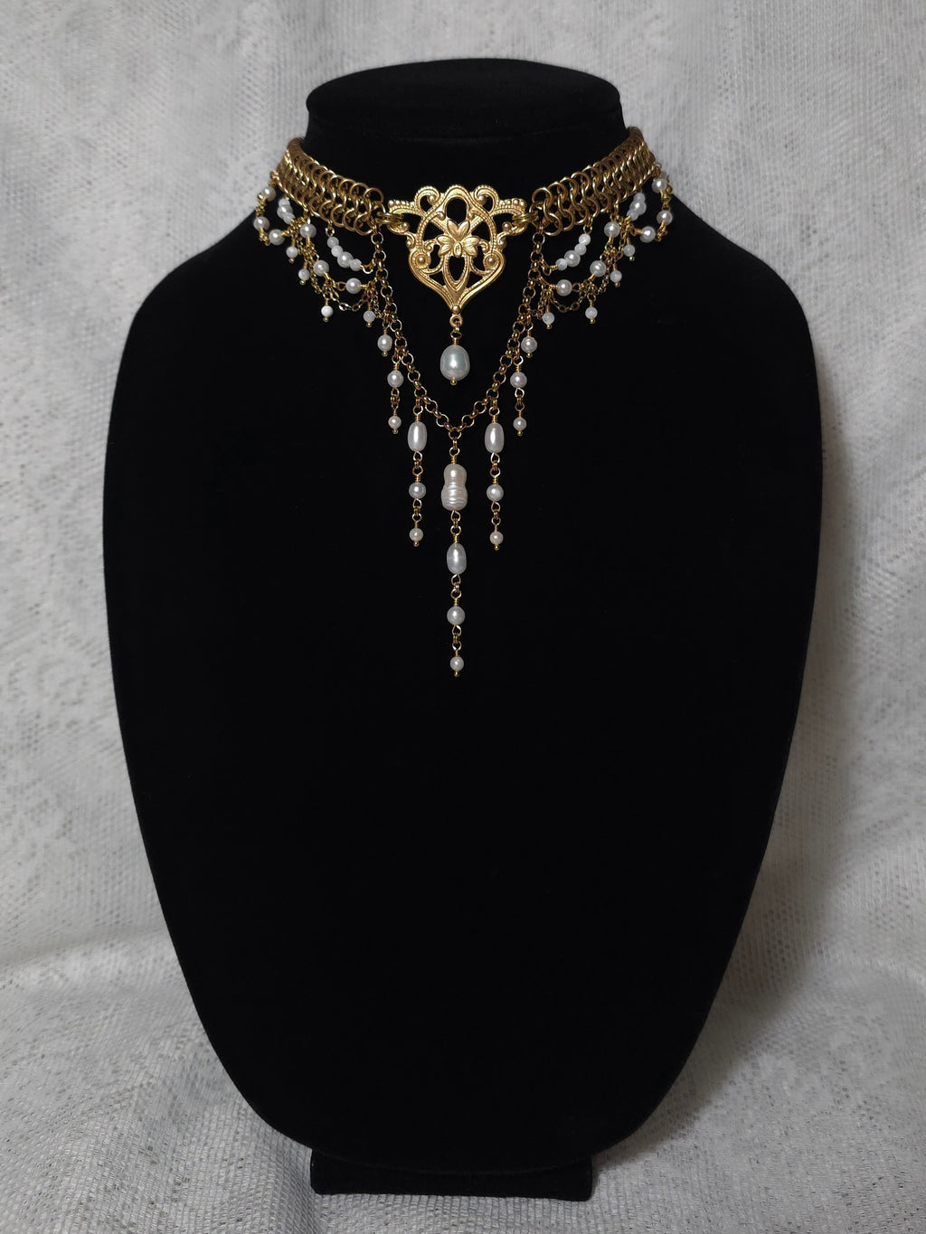 BOUND TOGETHER | Gold & Pearl Renaissance Inspired Choker