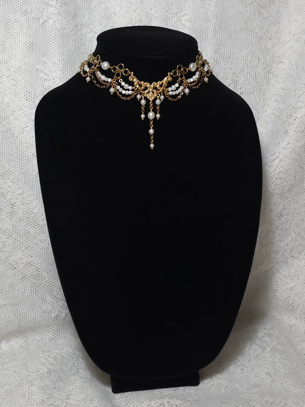 IDYLL DAY | Gold & Pearl Renaissance Inspired Choker