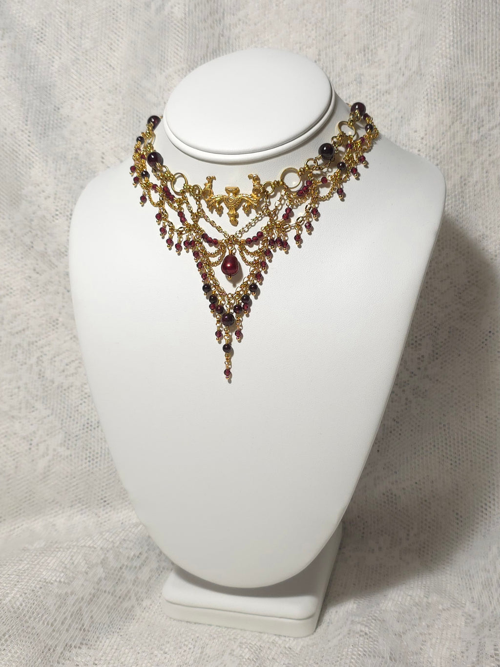 AESTIVAL CHERRIES | Gold & Garnet Renaissance Inspired Choker