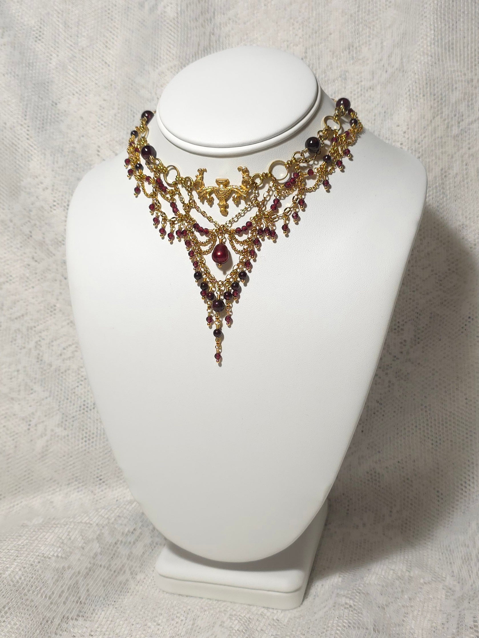 AESTIVAL CHERRIES | Gold & Garnet Renaissance Inspired Choker