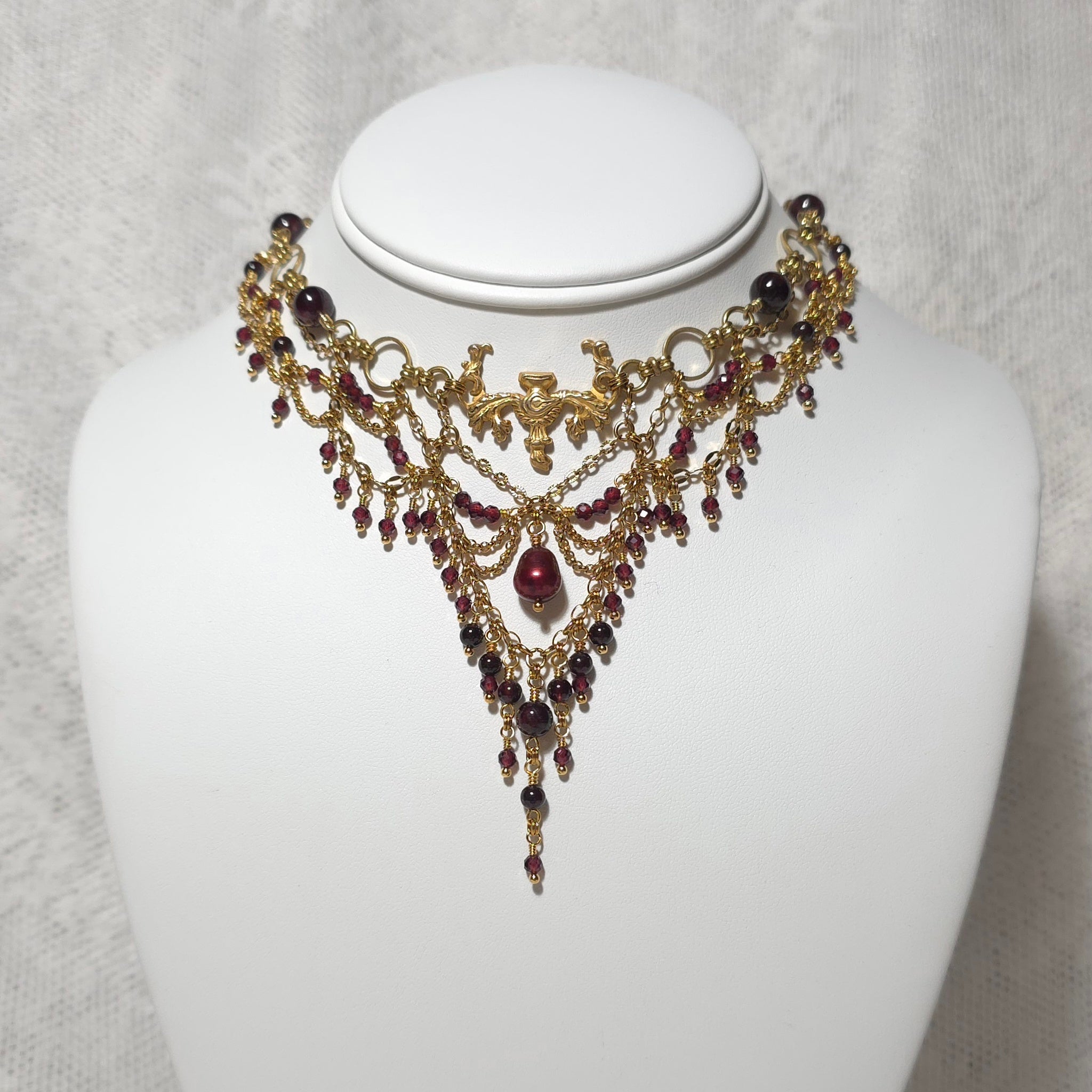 AESTIVAL CHERRIES | Gold & Garnet Renaissance Inspired Choker