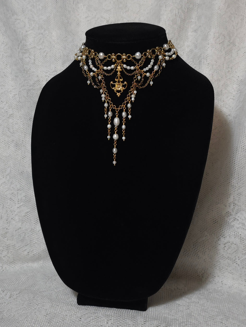 BLOSSOM | Gold & Pearl Renaissance Inspired Choker