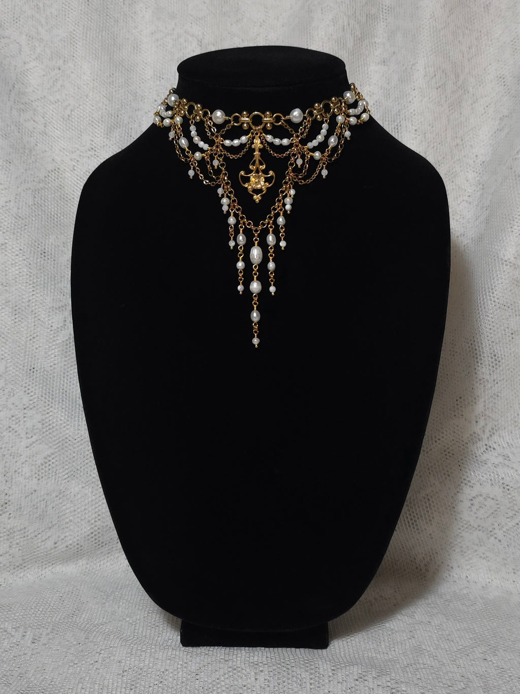 BLOSSOM | Gold & Pearl Renaissance Inspired Choker