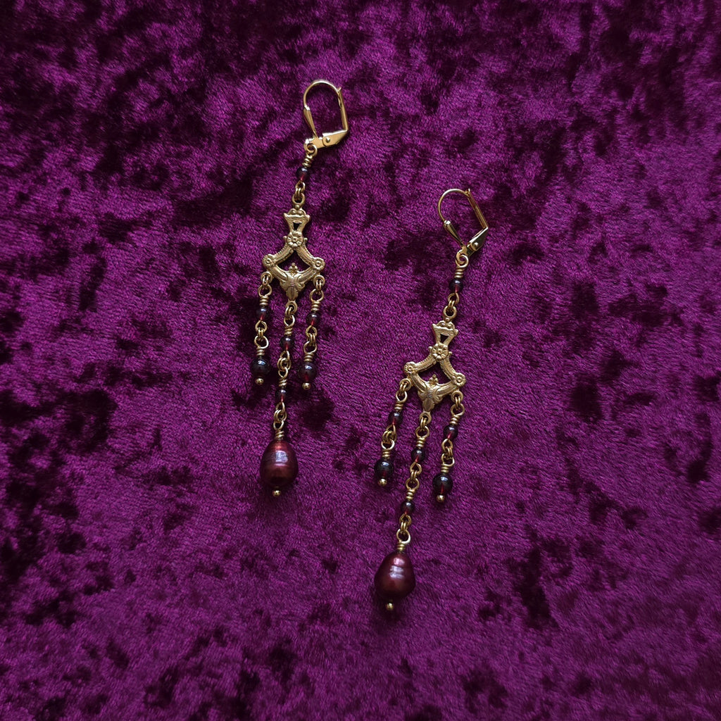 INKY WINE | Garnet & Red Pearl Renaissance Inspired Earrings