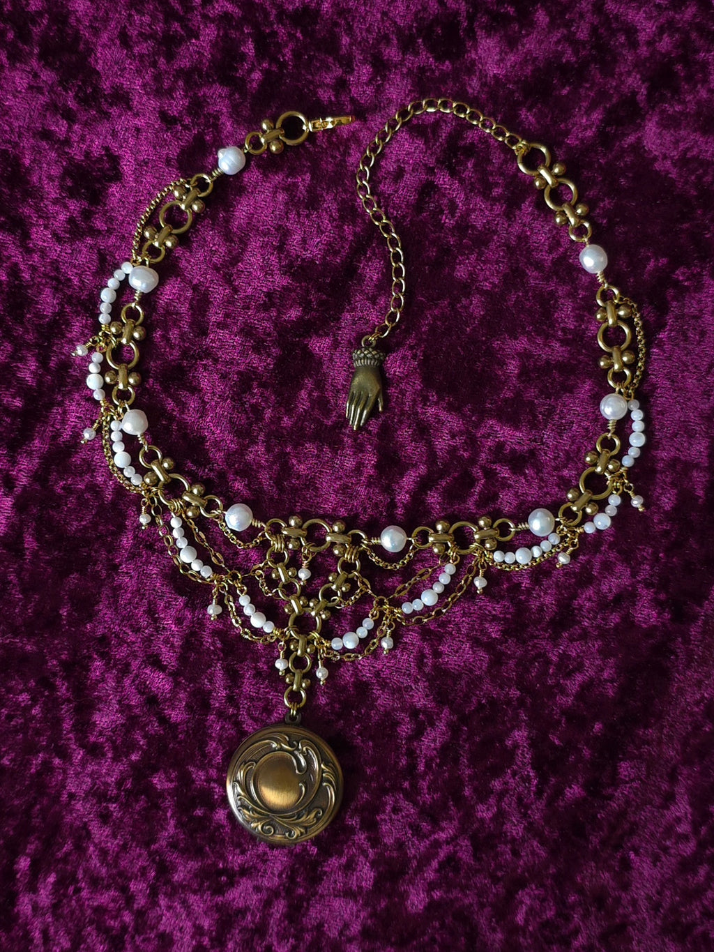 HEART'S REVERIE | Pearl & Gold Renaissance Inspired Brass Locket Choker