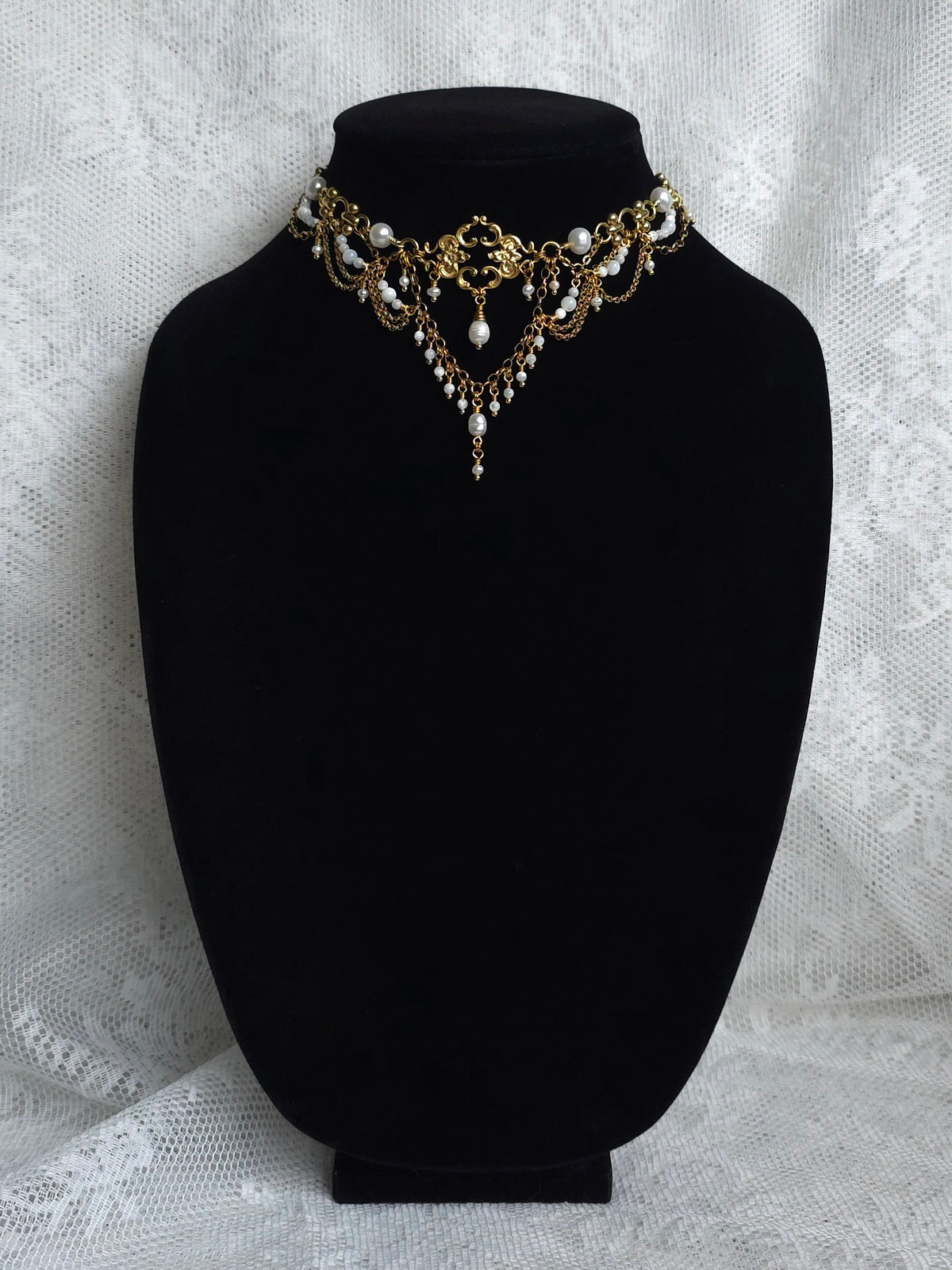 ALLEGORY OF YOU | Pearl & Gold Renaissance Inspired Brass Choker
