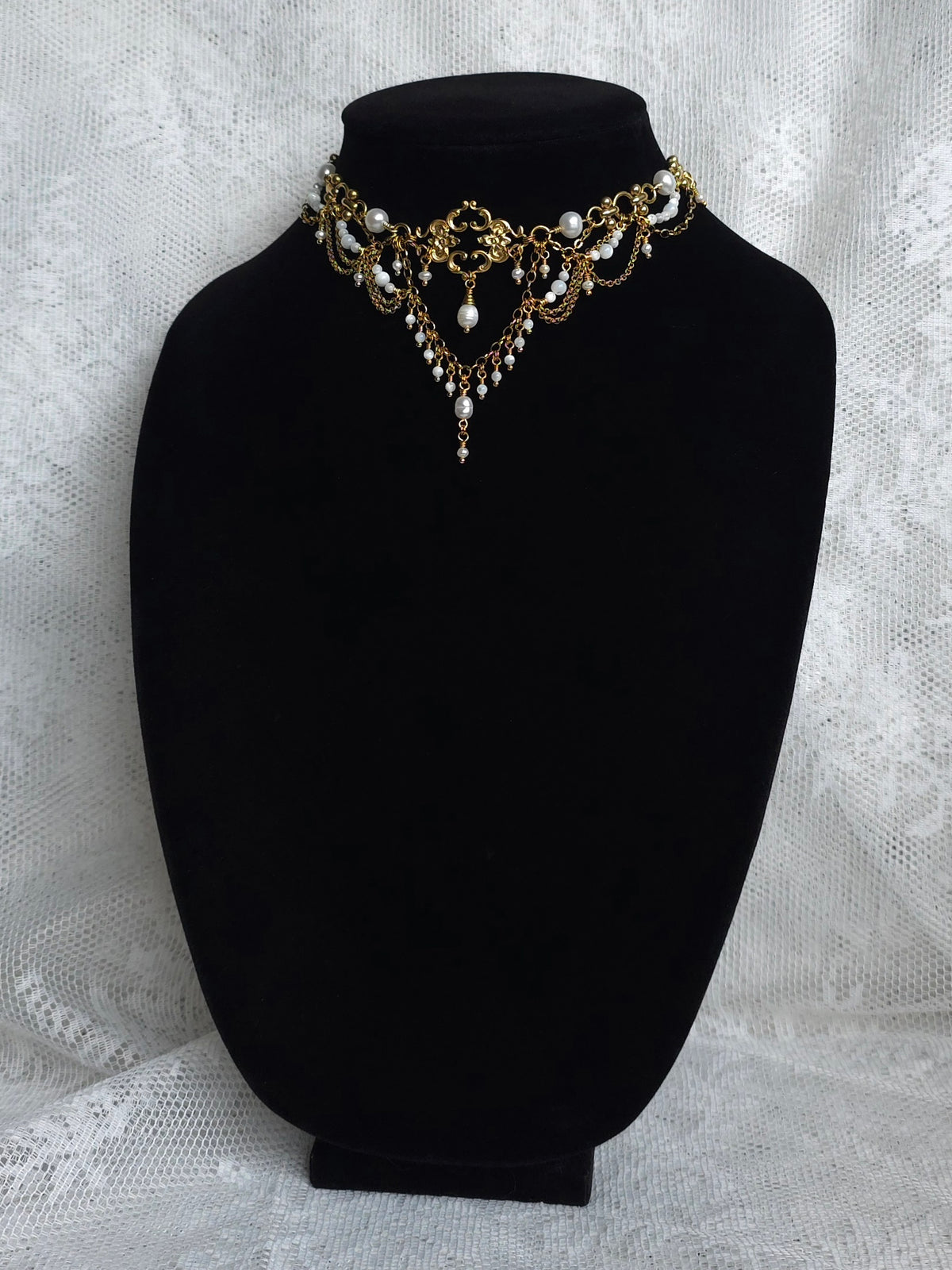 ALLEGORY OF YOU | Pearl & Gold Renaissance Inspired Brass Choker