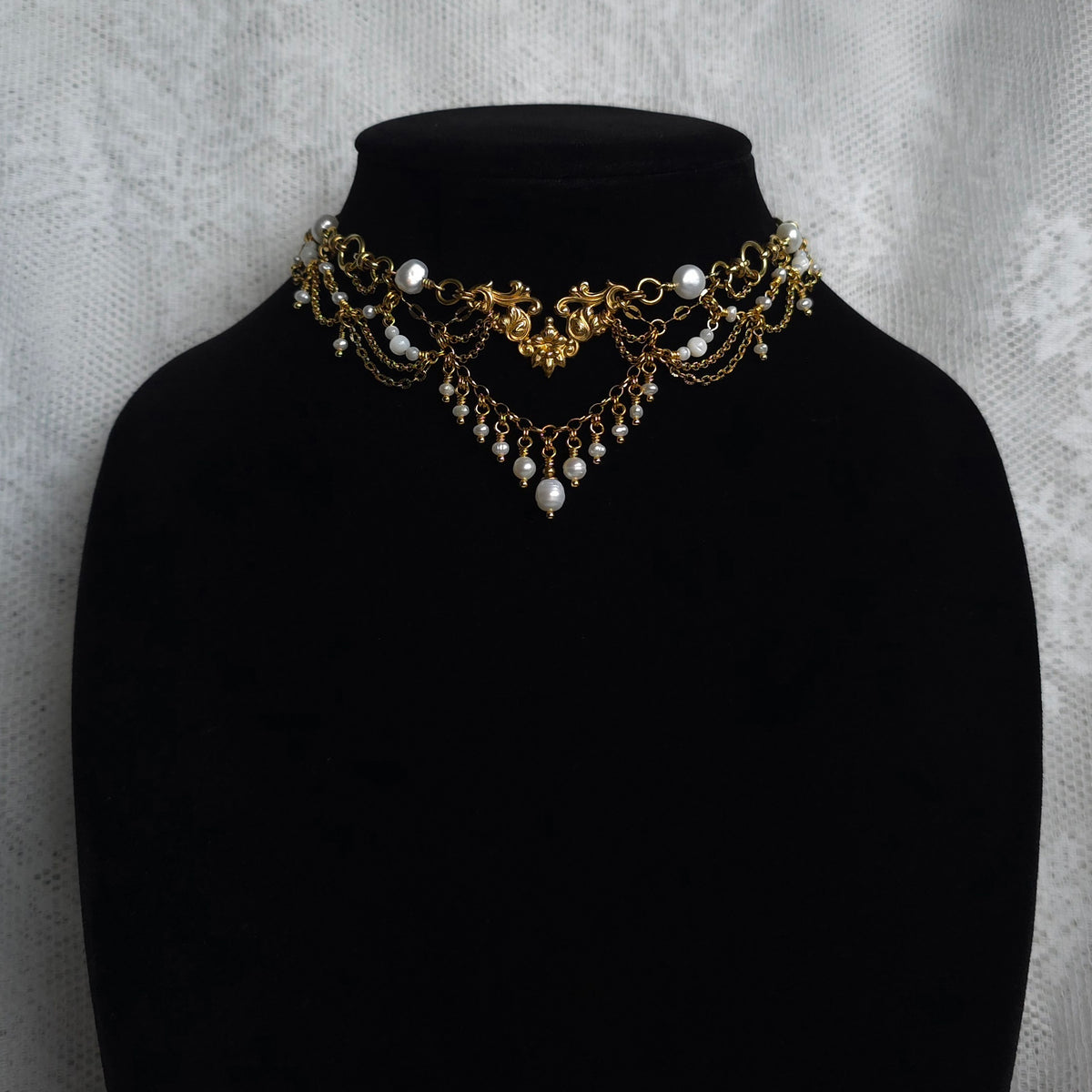 ON THE HORIZON | Pearl & Gold Renaissance Inspired Brass Choker