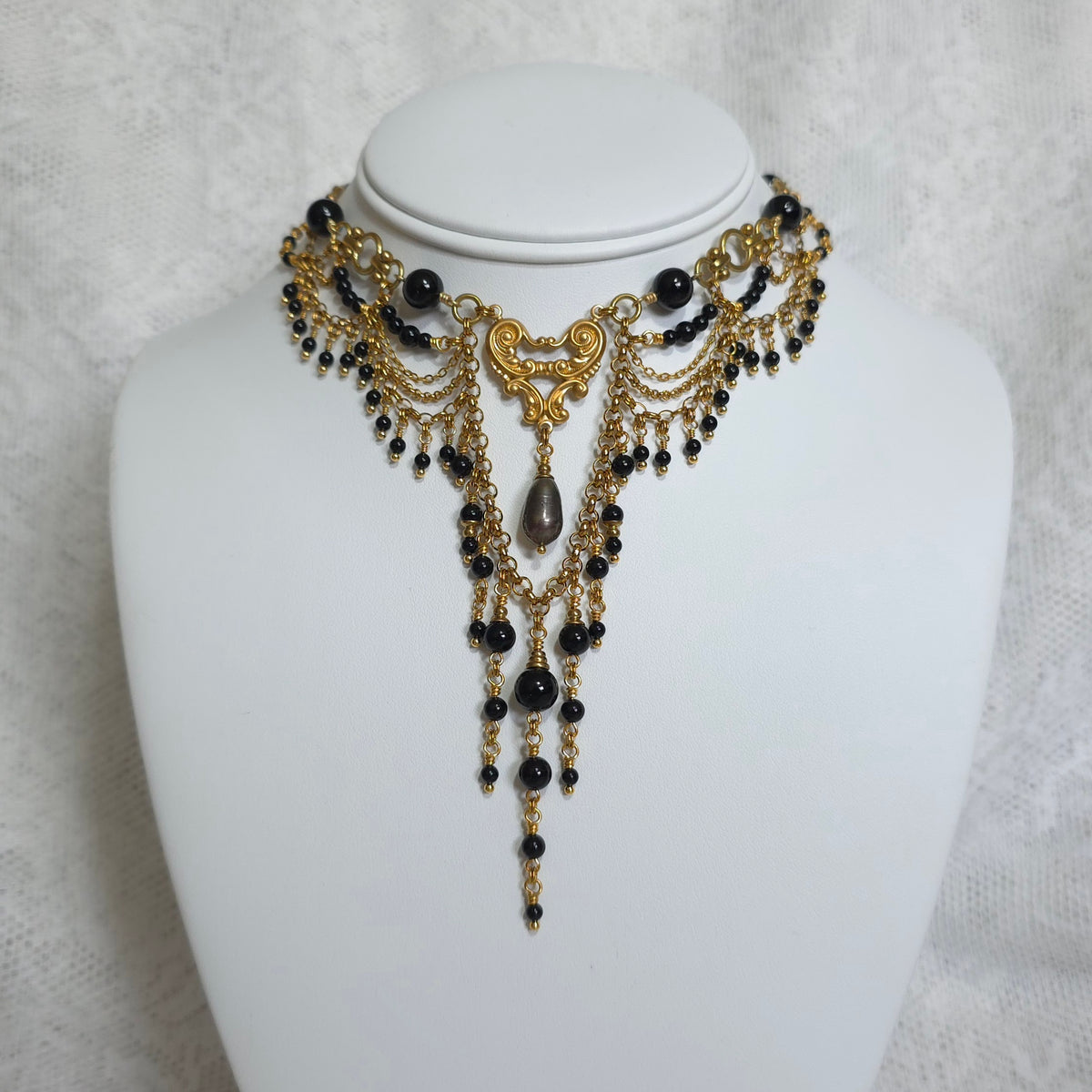 SHROUD OF MIDNIGHT | Onyx & Gold Renaissance Inspired Brass Choker