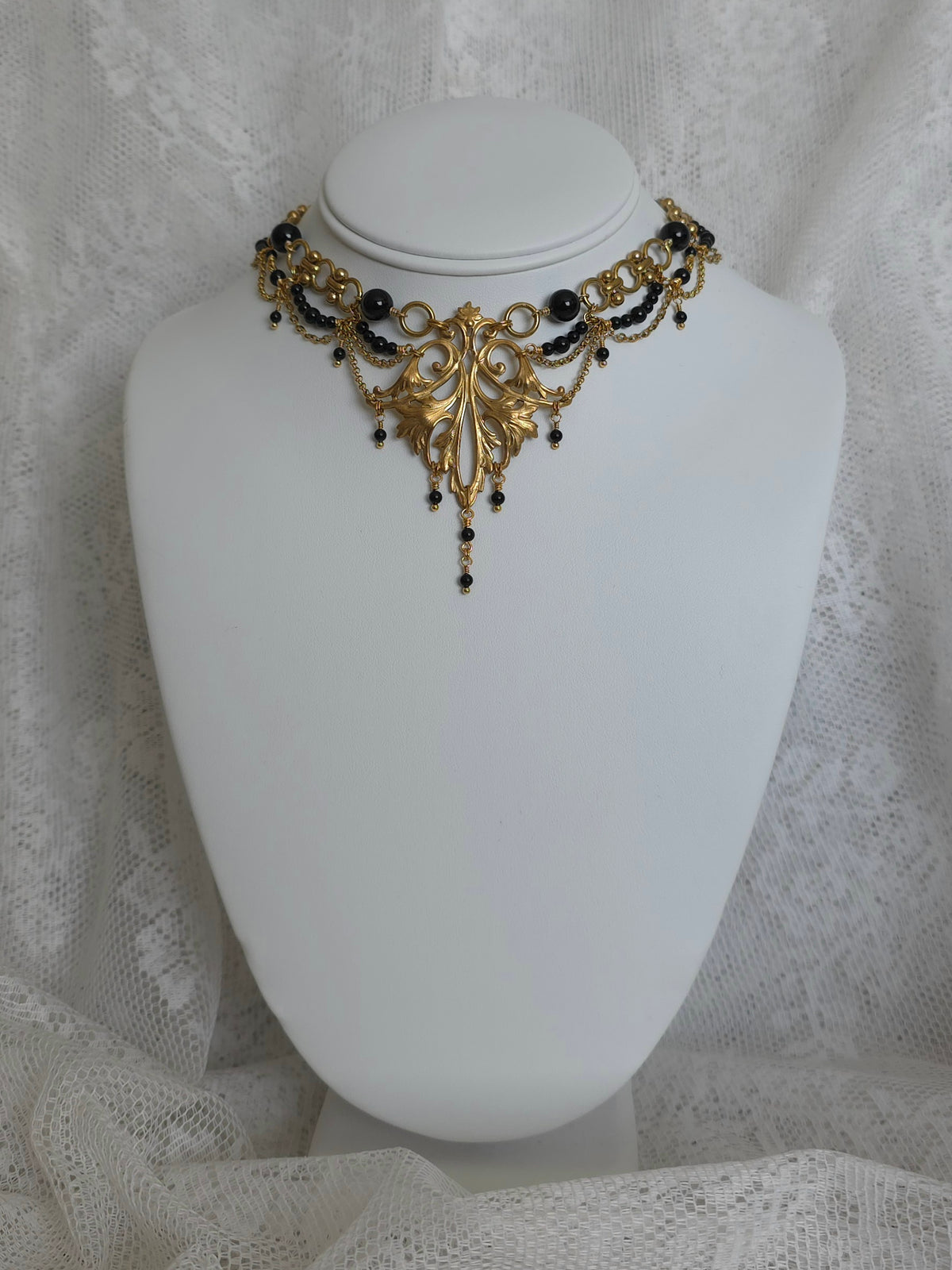 THE DREAD | Onyx & Gold All Hallows' Eve Inspired Brass Choker
