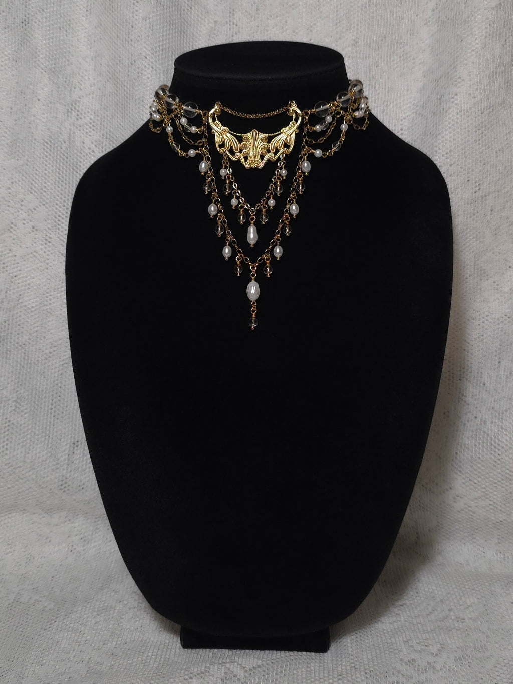 MOONLIT EFFULGENCE | Gold, Clear Quartz & Pearl Renaissance Inspired Choker