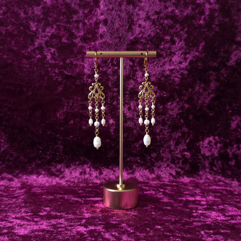 AMUSE-BOUCHE | Freshwater Pearl Renaissance Inspired Earrings